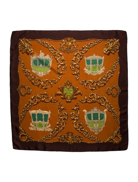 Hermès Carrolses d'Or Silk Scarf 